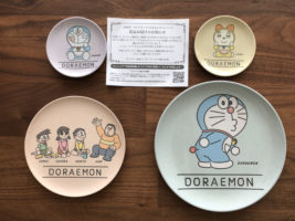 サントリーのハガキ懸賞で「ドラえもんメラミン皿