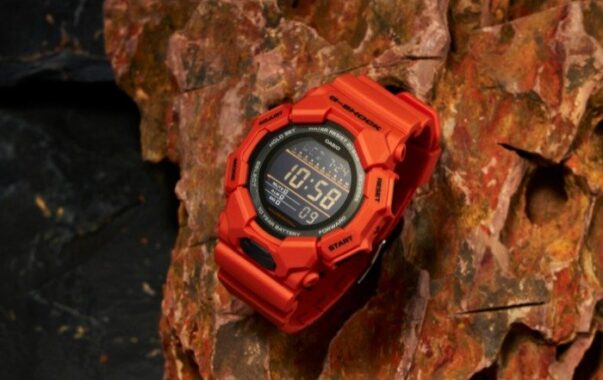 カジュアルスタイルやワークスタイルとの相性抜群の“G-SHOCK GD-010-4JF”が当たる豪華懸賞