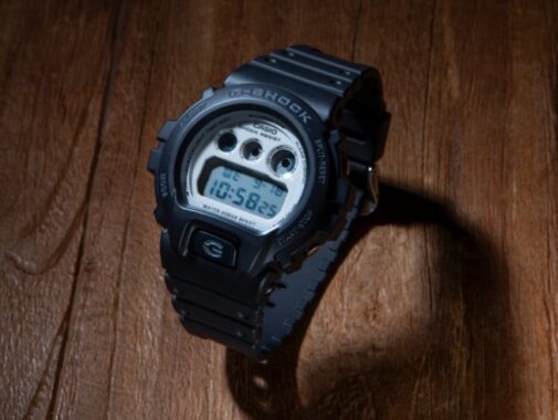 G-SHOCKのBlack and brilliant whiteシリーズ“DW-6900WD-1JF”が当たる豪華懸賞